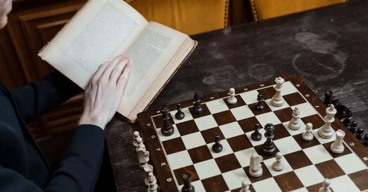 Le Gambit du Roi : Comment le Jouer Efficacement