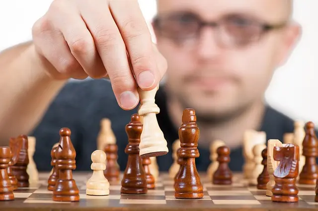 7 Astuces Efficaces pour Évaluer vos Positions aux Échecs