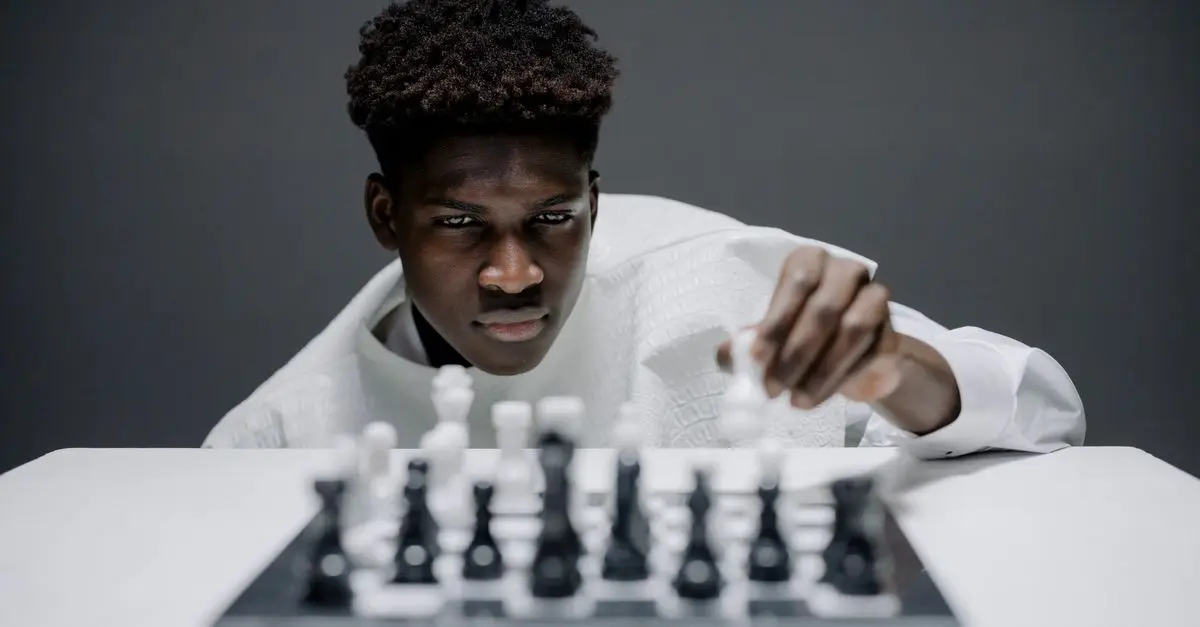 Les 5 Astuces Essentielles pour Améliorer Votre Stratégie aux Échecs