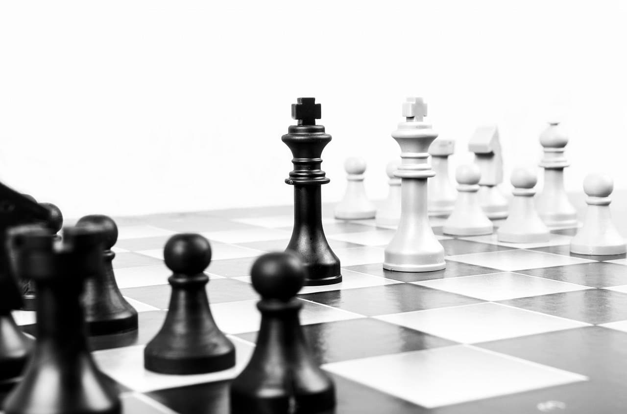 Astuces Essentielles pour Améliorer Votre Ouverture aux Échecs