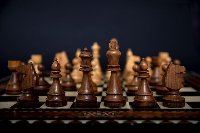 Les 5 Astuces Pratiques pour Progresser aux Échecs